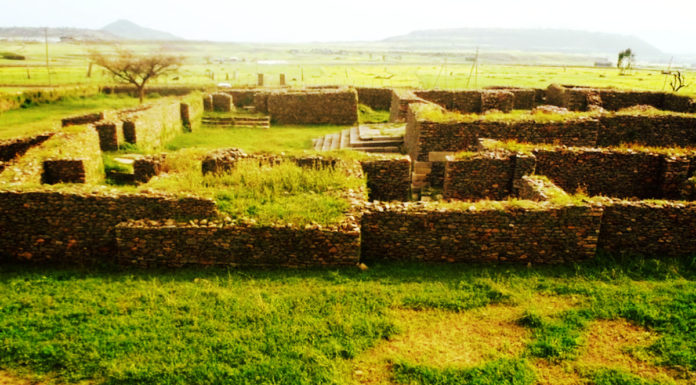 Arqueólogos Hallan restos del Palacio de la Reina de Sabá