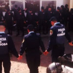 Argentina.- Foto de Policías orando a Dios se viraliza en redes sociales