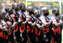 Equipo de rugby ora y alaba a Dios antes de cada partido.- Uganda