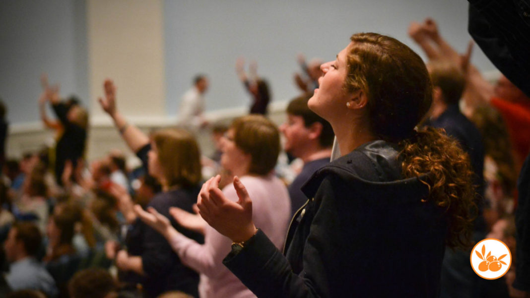 5 razones por las que deberías ir a la iglesia todas las semanas Familia Cristiana