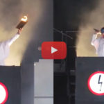 Marilyn Manson blasfema a Dios y quema una Biblia en pleno concierto